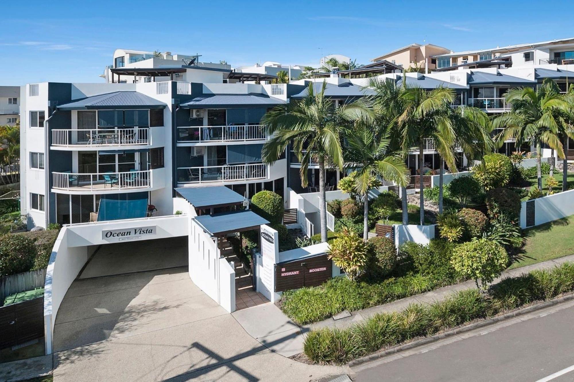 Ocean Vista On Alex Aparthotel Alexandra Headland Bagian luar foto