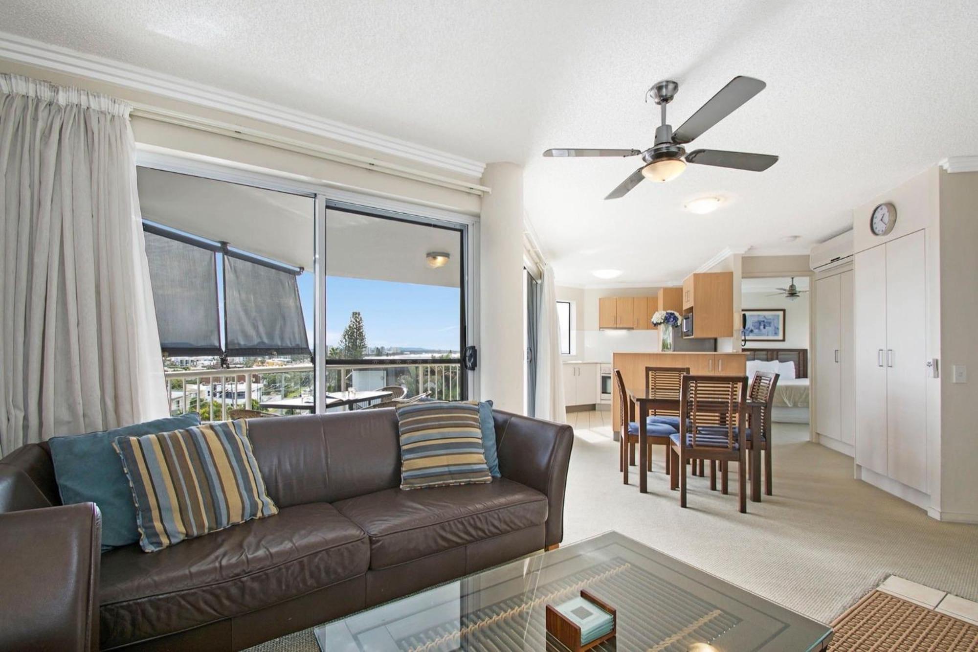 Ocean Vista On Alex Aparthotel Alexandra Headland Bagian luar foto