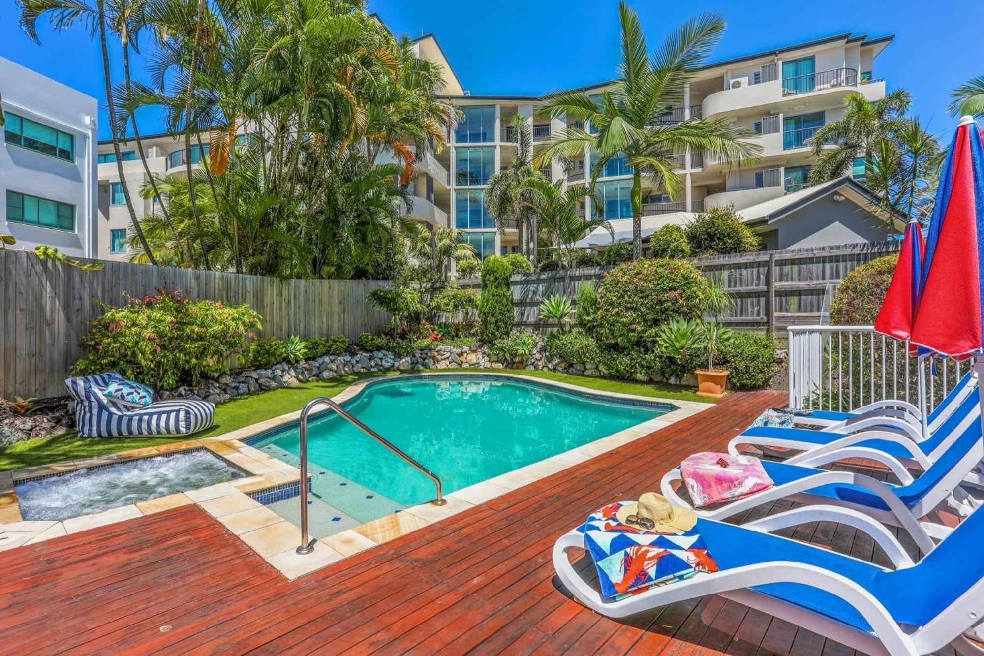 Ocean Vista On Alex Aparthotel Alexandra Headland Bagian luar foto